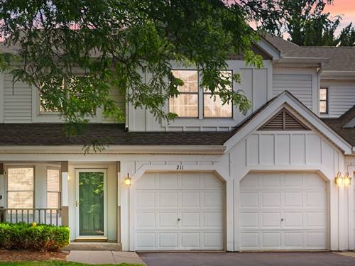 211 Spring Point, Carpentersville, IL 60110