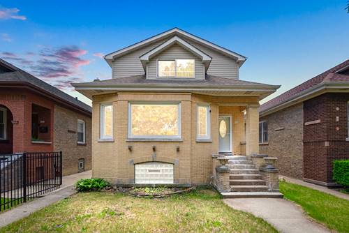 5121 W Newport, Chicago, IL 60641