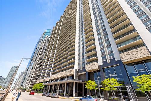 400 E Randolph Unit 2530, Chicago, IL 60601