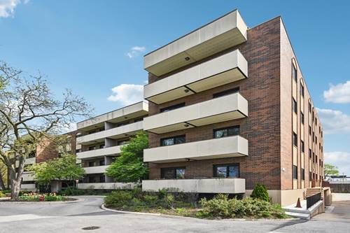 9244 Gross Point Unit 402, Skokie, IL 60077