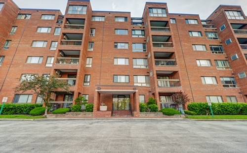 600 Naples Unit 107, Glenview, IL 60025