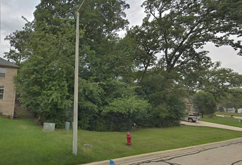 1033 Rosewood, Carpentersville, IL 60110