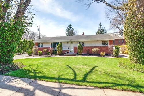 1004 Broadmoor, Deerfield, IL 60015