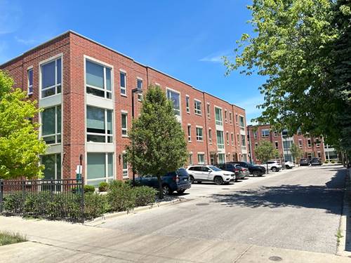 4111 N Narragansett Unit 202, Chicago, IL 60634