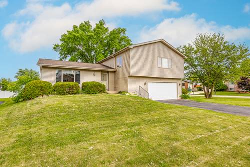 977 E Castlewood, Bartlett, IL 60103
