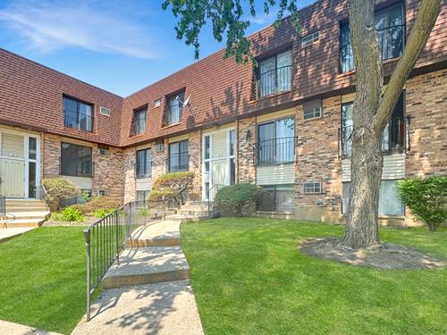 162 S Waters Edge Unit 102, Glendale Heights, IL 60139