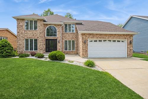 890 Woodcrest, Lemont, IL 60439