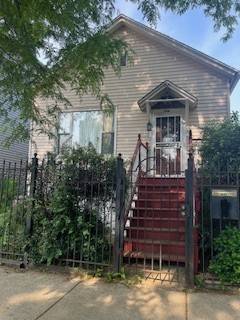 2168 N Rockwell, Chicago, IL 60647