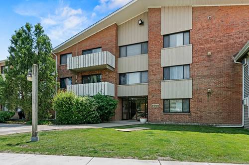 4000 Bayside Unit 105, Palatine, IL 60074