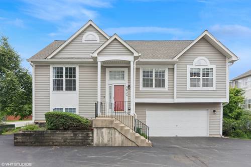 2820 Shelly, Aurora, IL 60504