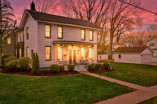 818 York, Ottawa, IL 61350