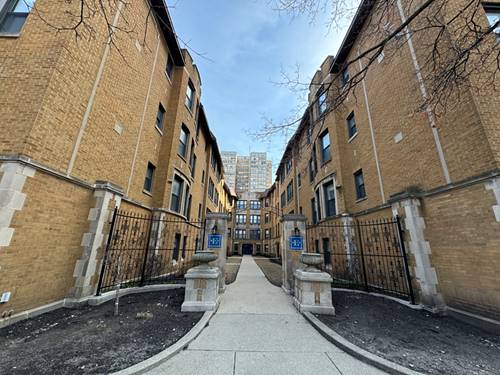 5537 S Everett Unit 2E, Chicago, IL 60637
