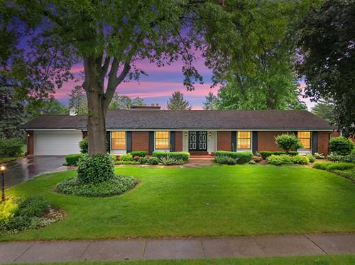 135 Thornbrook, Dekalb, IL 60115