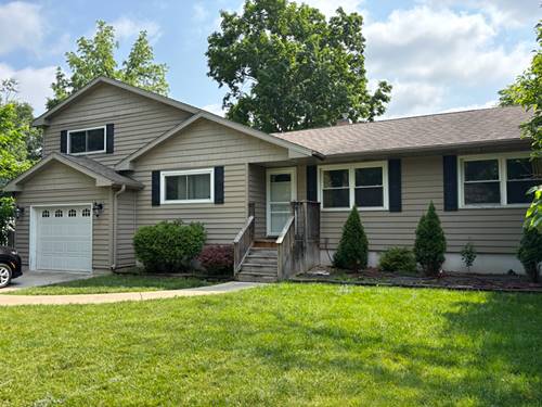 217 Delcy, Dekalb, IL 60115