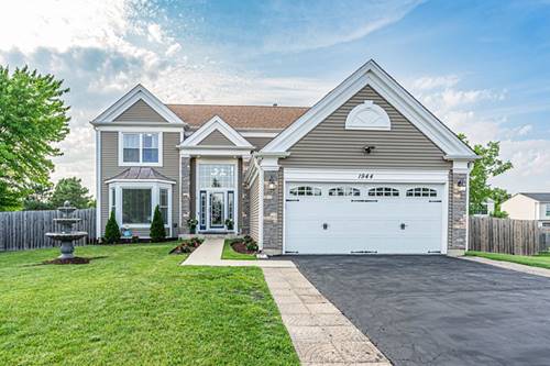 1944 Mission Hills, Elgin, IL 60123