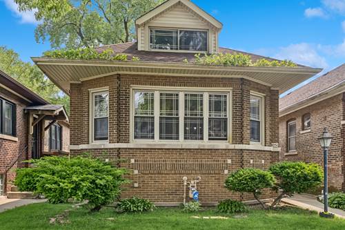 8251 S Kenwood, Chicago, IL 60619