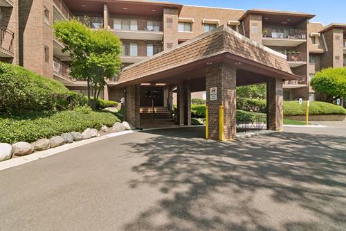 101 Old Oak Unit 212, Buffalo Grove, IL 60089