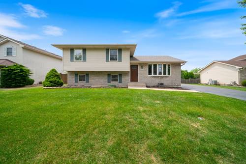 2113 Lolo Pass, Plainfield, IL 60586