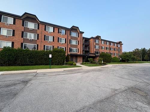 1227 S Old Wilke Unit 104, Arlington Heights, IL 60005