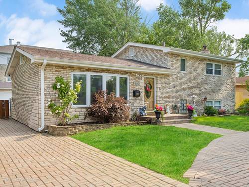 400 E Garwood, Mount Prospect, IL 60056