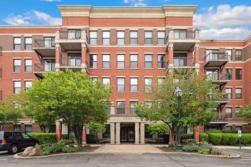 2335 W Belle Plaine Unit 106, Chicago, IL 60618