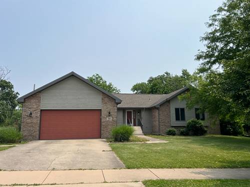 310 Massasoit, Minooka, IL 60447