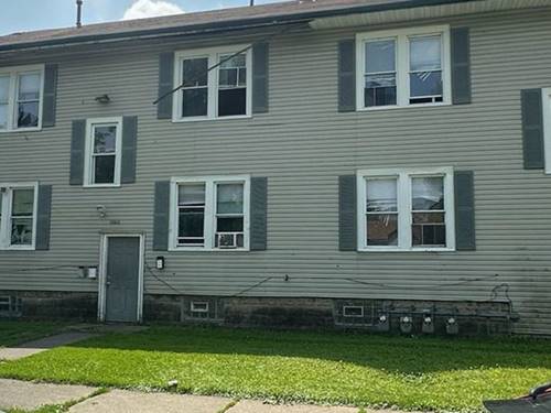 15201 Turlington, Harvey, IL 60426