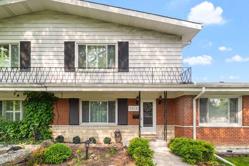 7013 W Greenleaf, Niles, IL 60714