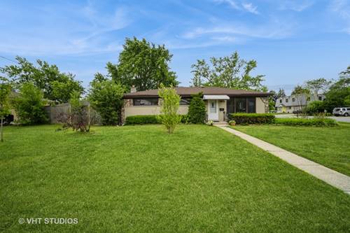 135 Flora, Glenview, IL 60025