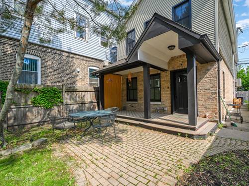2118 W Huron, Chicago, IL 60612
