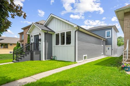2563 Maple, River Grove, IL 60171