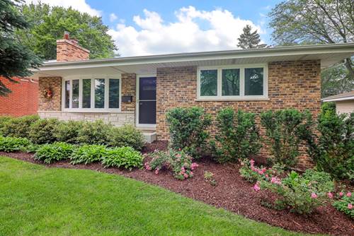 223 S Hickory, Bartlett, IL 60103