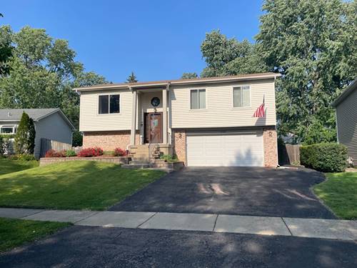 156 Thackeray, Bolingbrook, IL 60440