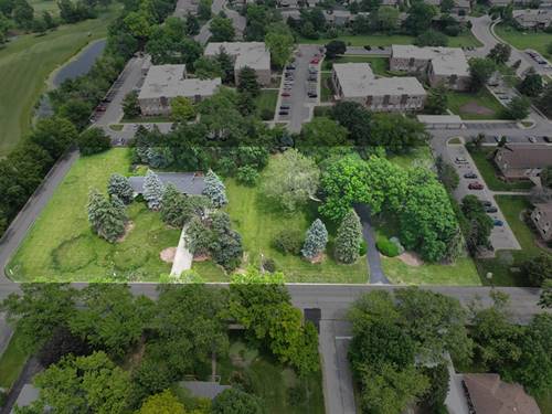 305 S Lambert, Glen Ellyn, IL 60137