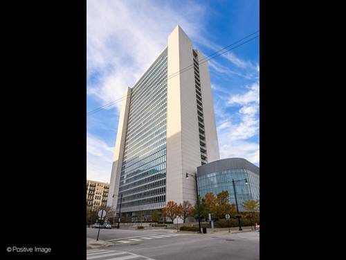 500 W Superior Unit 1806, Chicago, IL 60654
