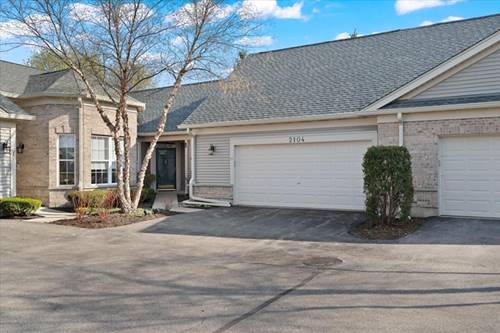 2104 Carillon Unit 2104, Grayslake, IL 60030