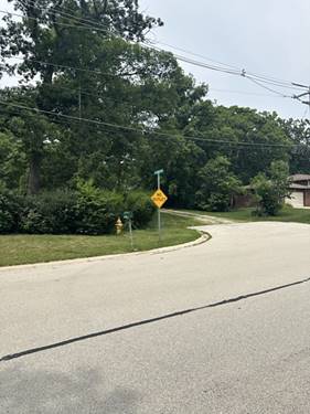 4N041 Elmwood, Addison, IL 60101