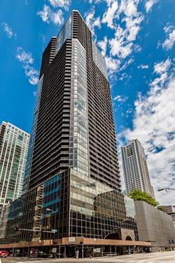 10 E Ontario Unit 2807, Chicago, IL 60611