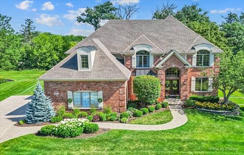 675 Oak, South Elgin, IL 60177