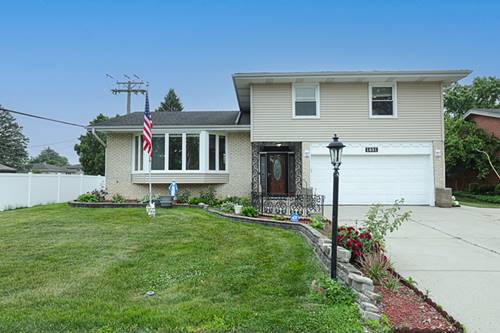 1831 E Camp Mcdonald Unit 0, Mount Prospect, IL 60056