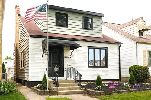 3836 N Pioneer, Chicago, IL 60634