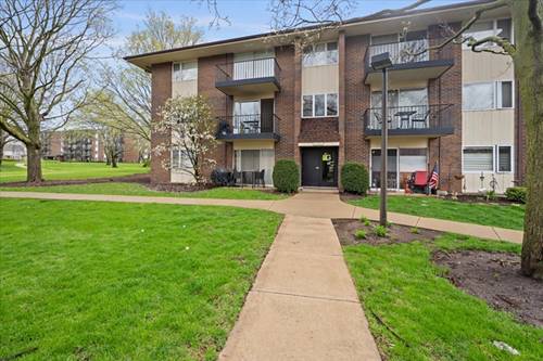 5S070 Pebblewood Unit G-7, Naperville, IL 60563