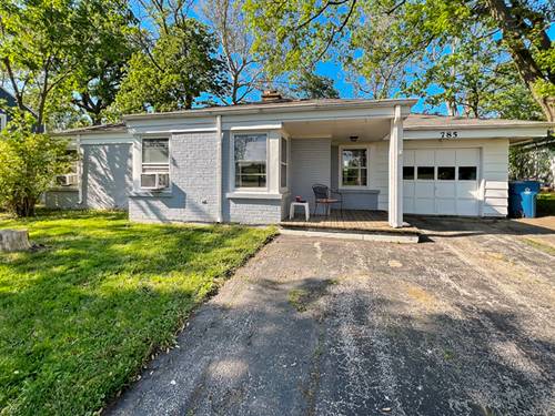 785 St Andrews, Crete, IL 60417