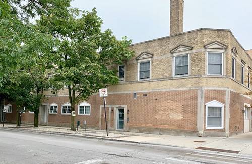 6125 N Clark Unit 204, Chicago, IL 60660