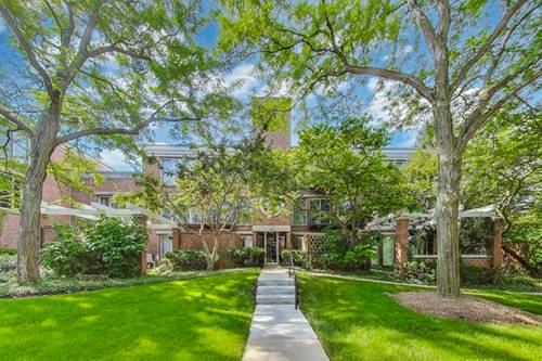 3030 Arbor Unit 203, Northfield, IL 60093