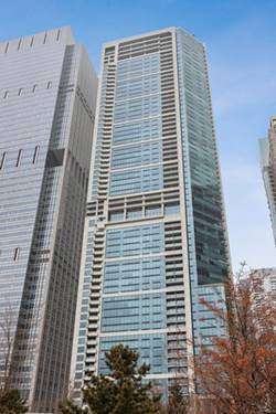 340 E Randolph Unit 404, Chicago, IL 60601