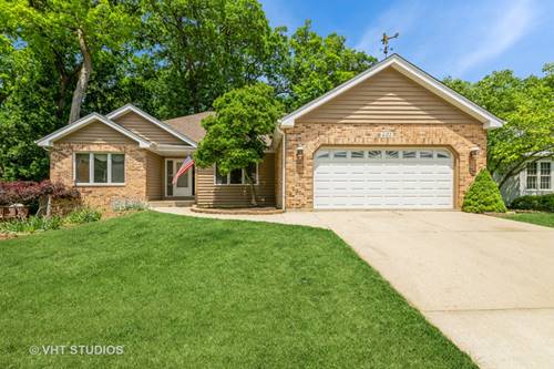 421 Windham, Carpentersville, IL 60110