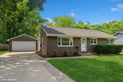 30300 N East End, Libertyville, IL 60048