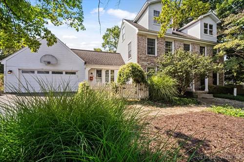 932 S Batavia, Geneva, IL 60134