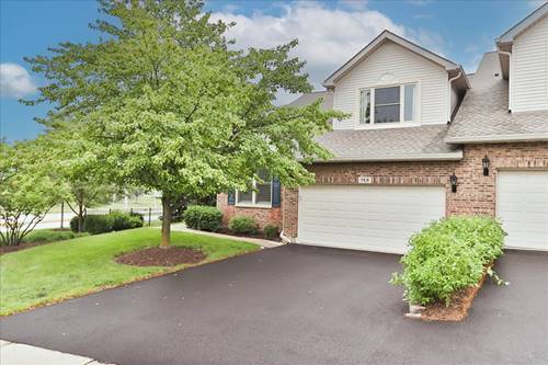 768 W St Johns, Addison, IL 60101